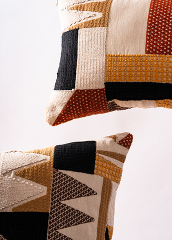 A La Francaise Cushion